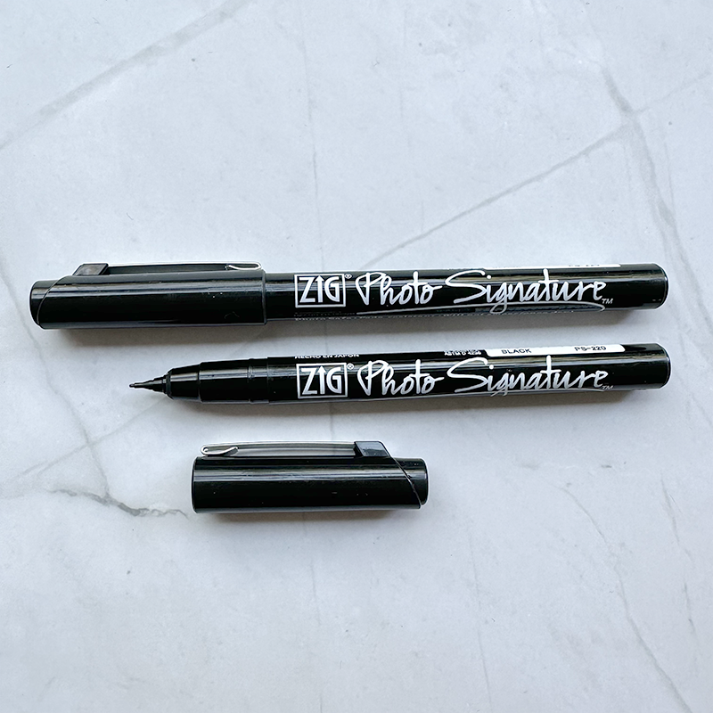 ZIG Photo Signature Pen